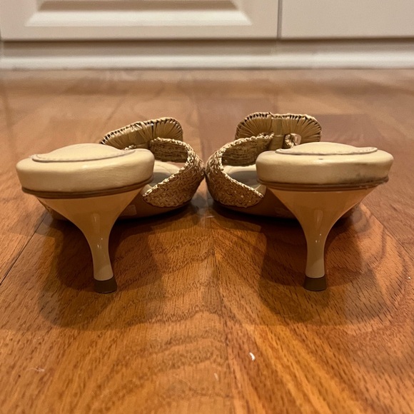 SCHUTZ Women's Woven Tan Slide Sandals - Picture 4 of 6